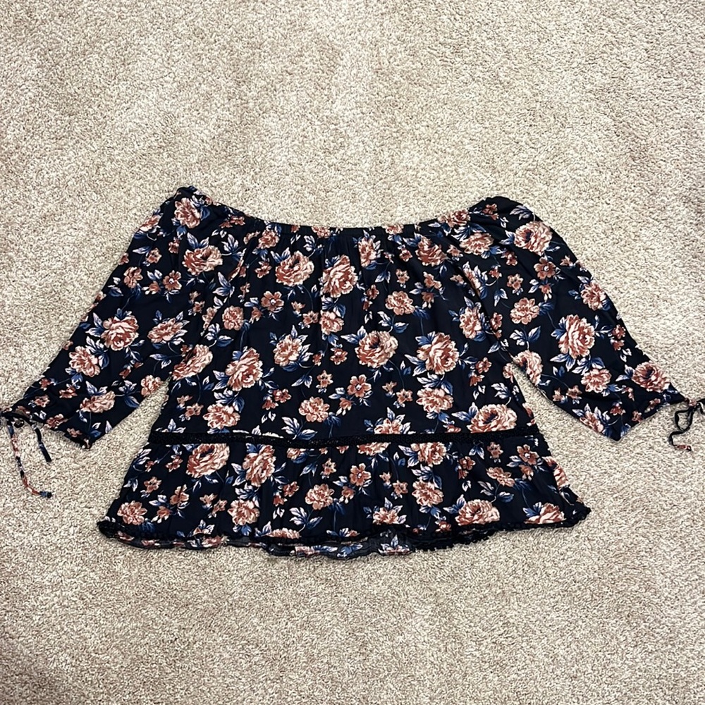 Floral Off the Shoulder American Eagle Top